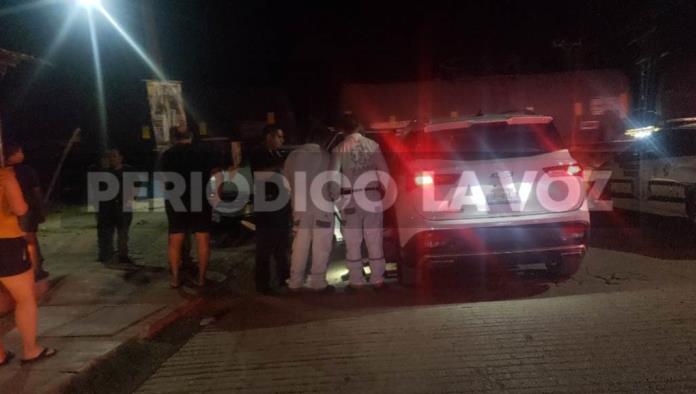 Tren Arrolla Vehículo en la Rivapalacio en Sabinas