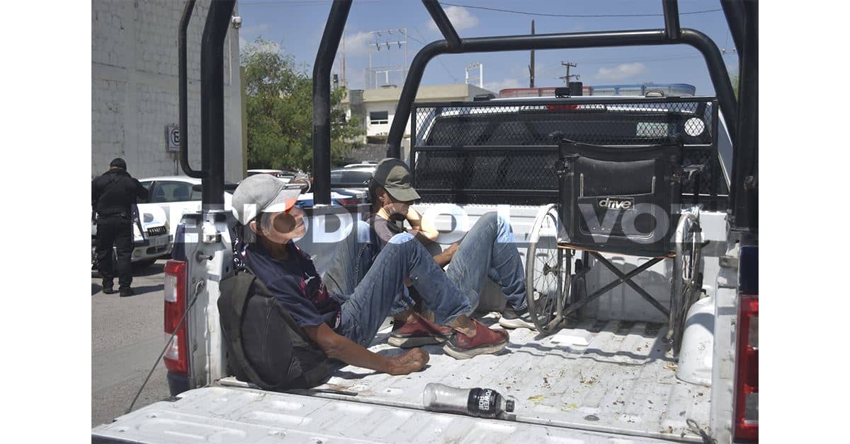 Encierran a tres por drogarse en la calle