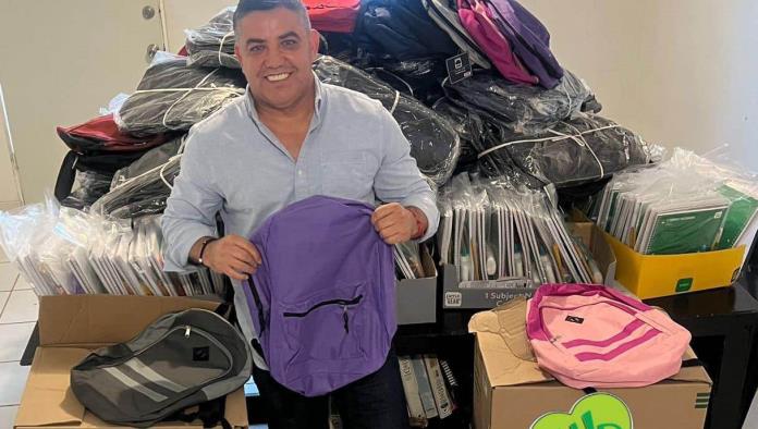 El Alcalde electo Chano Díaz donará mochilas y útiles escolares 