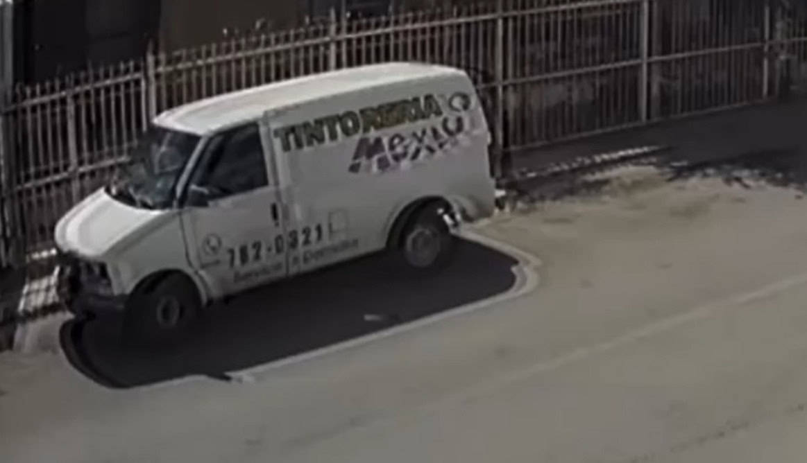 Hallan desmantelada camioneta de Tintorería México; tenía  reporte de robo