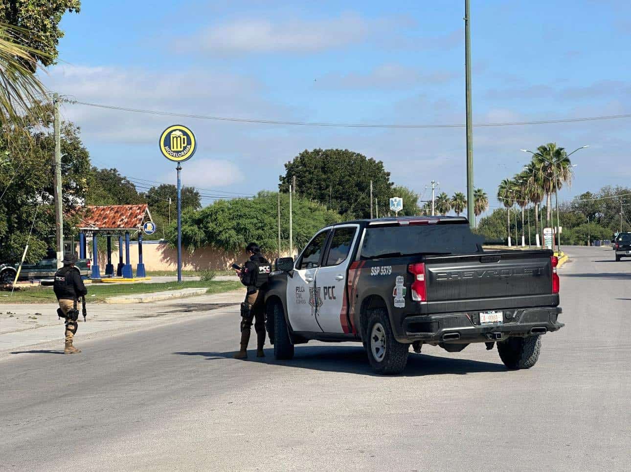 Continúan Operativos de Revisión de Placas en los Cinco Manantiales