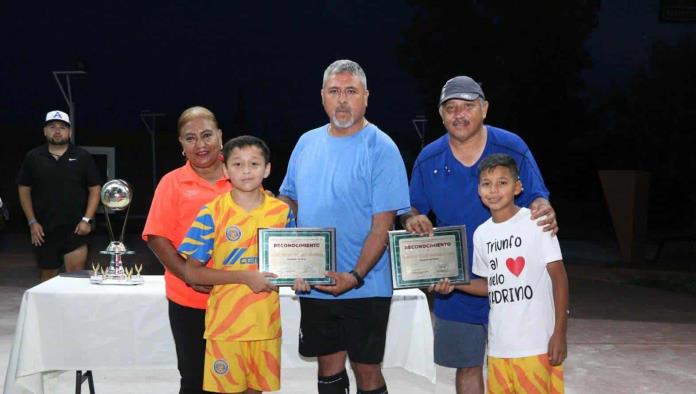 Tigres Brilla en las Finales de la Liga Infantil y Juvenil de Nava