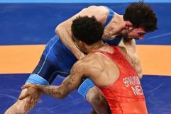 Román Bravo queda fuera en octavos de final de Lucha en París