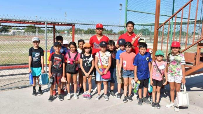 Campamento de Verano 2024 Ofrece Diversión y Aprendizaje en la Unidad Deportiva