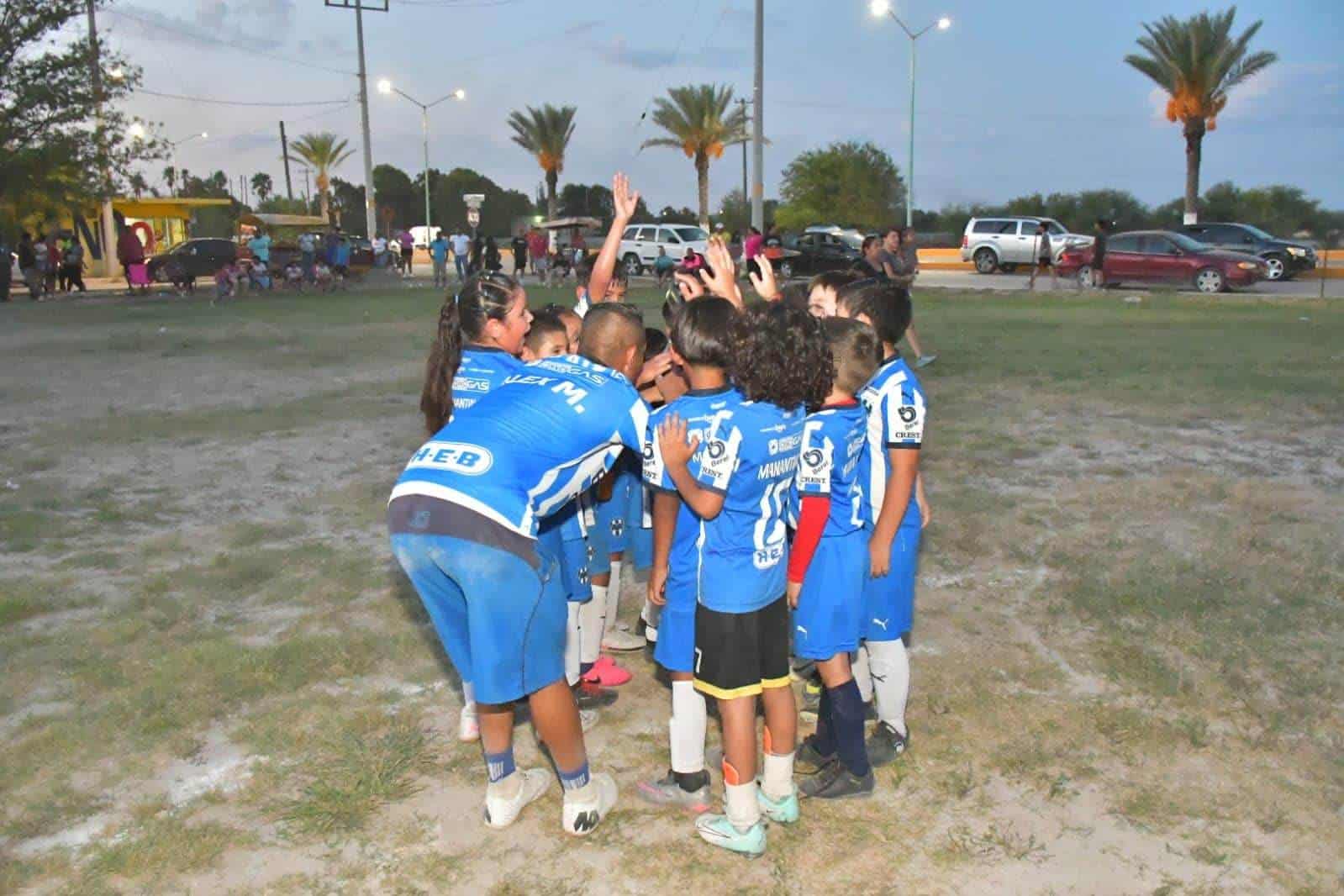 Rayados se corona campeón en emocionante final de la Liga Infantil