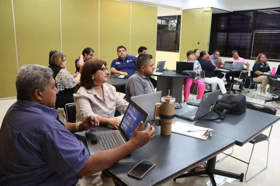 Docentes del Tecnológico de Acuña Comienzan Preparación para el Nuevo Semestre