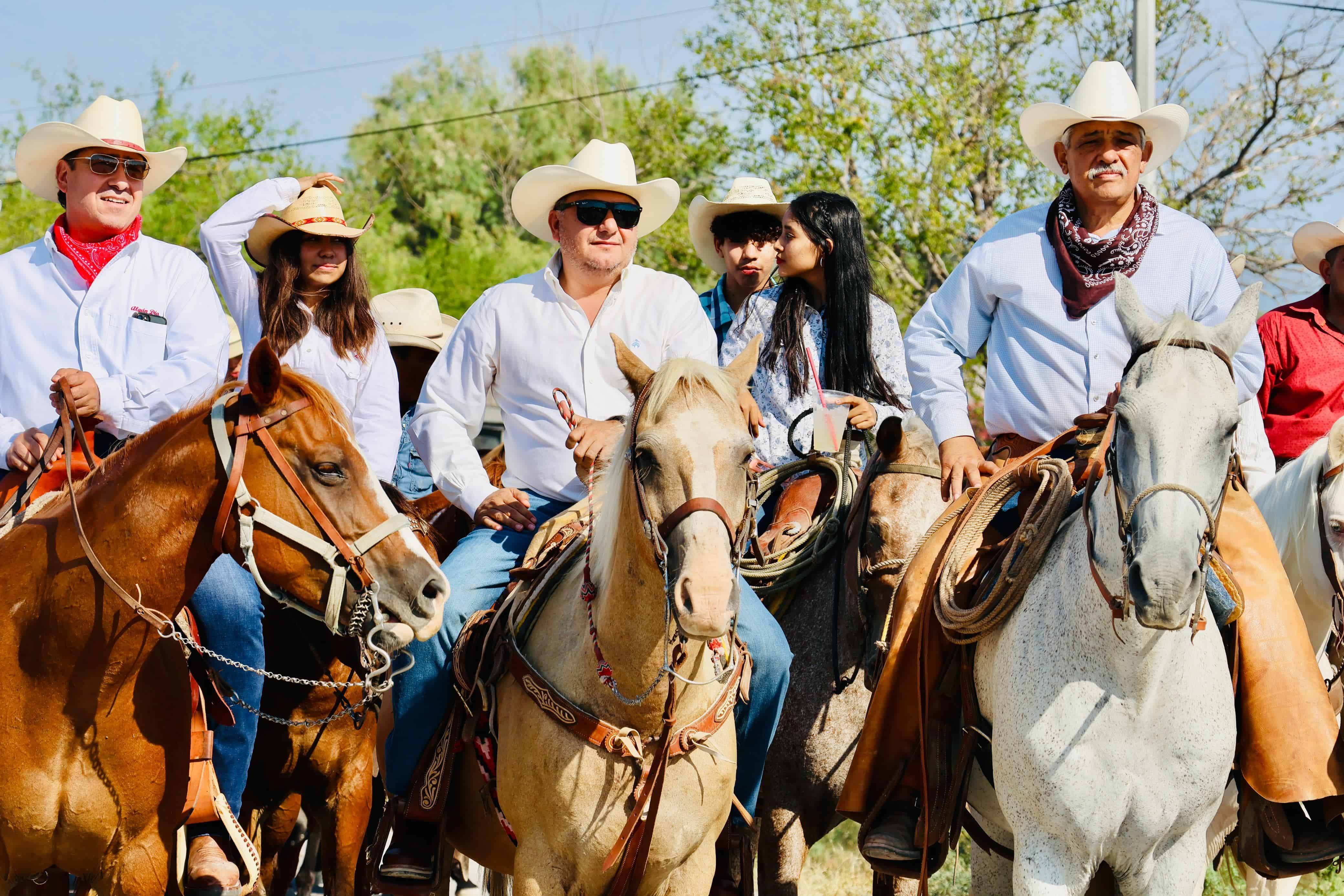 Con éxito XV edición de la Cabalgata del Campesino 