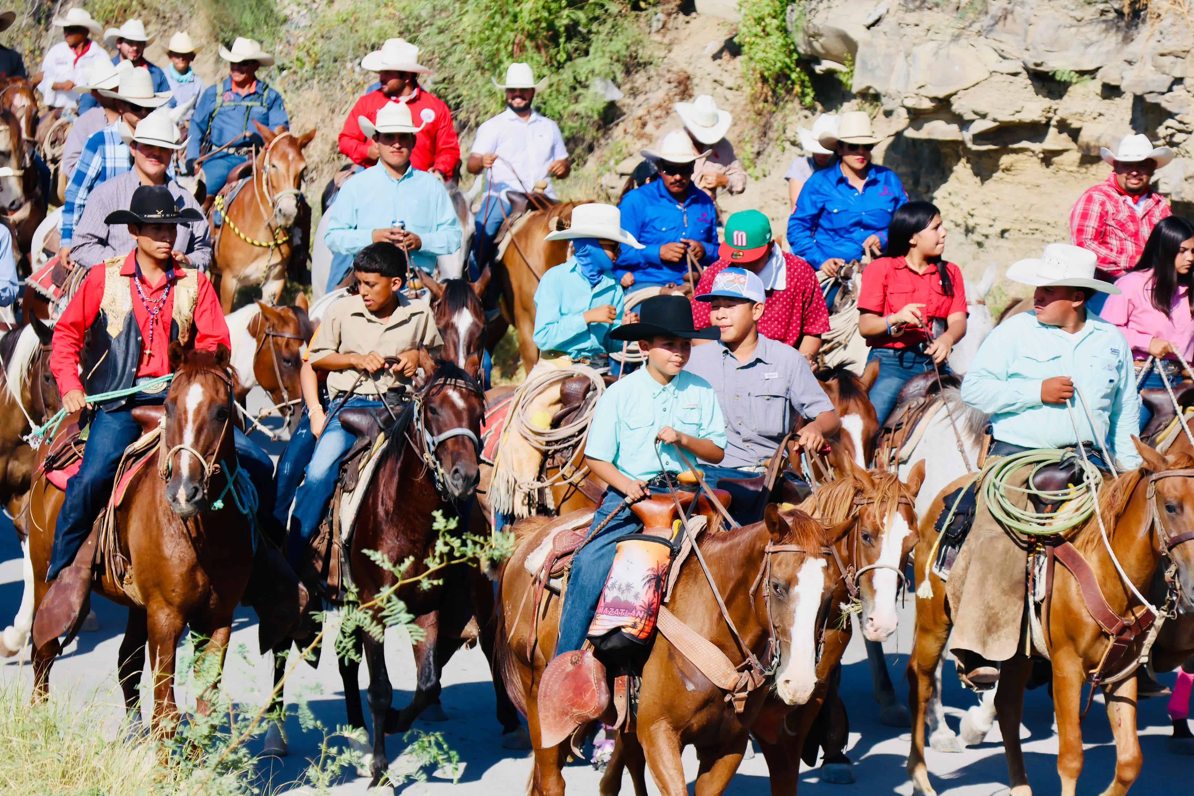 Con éxito XV edición de la Cabalgata del Campesino 