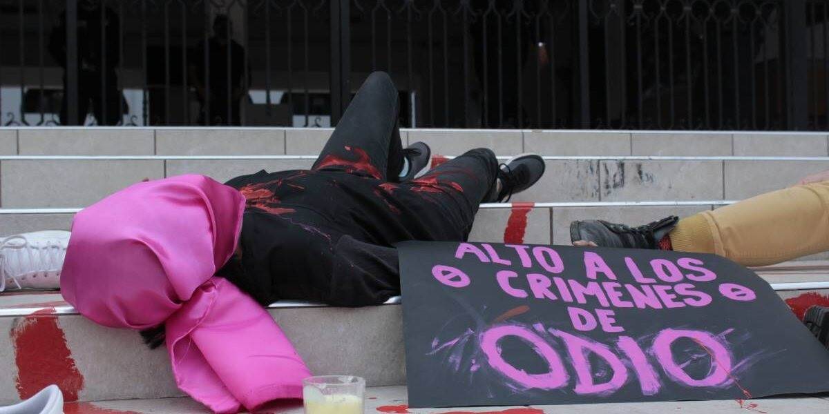 Luchan por tipificación de crímenes de odio