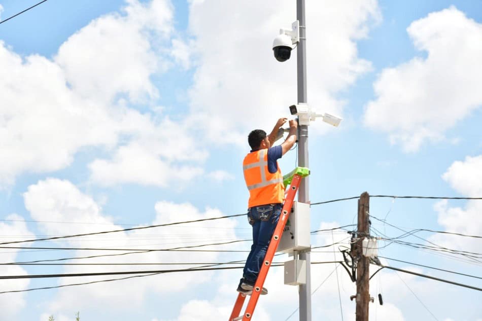 Refuerzan la Seguridad en Nava con Nuevas Cámaras de Videovigilancia