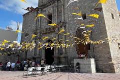 Un nuevo capítulo para la Iglesia Santiago Apóstol: Adiós al Padre Neri