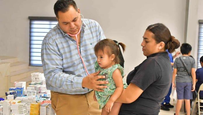 Aprovechan ciudadanos Jornada Nacional de Salud en Nava