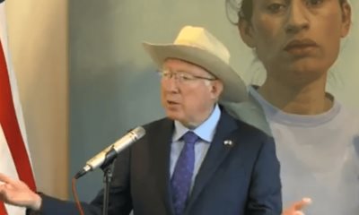 Ken Salazar niega que EU oculta información del MZ y JGL