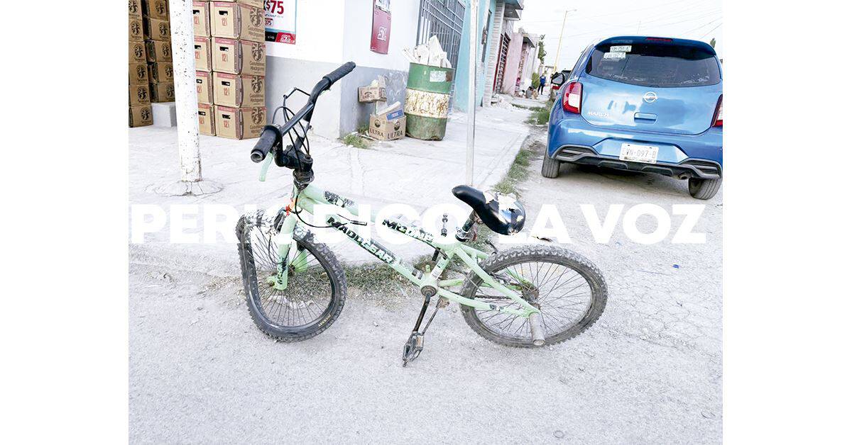 Embiste a niño en bicicleta