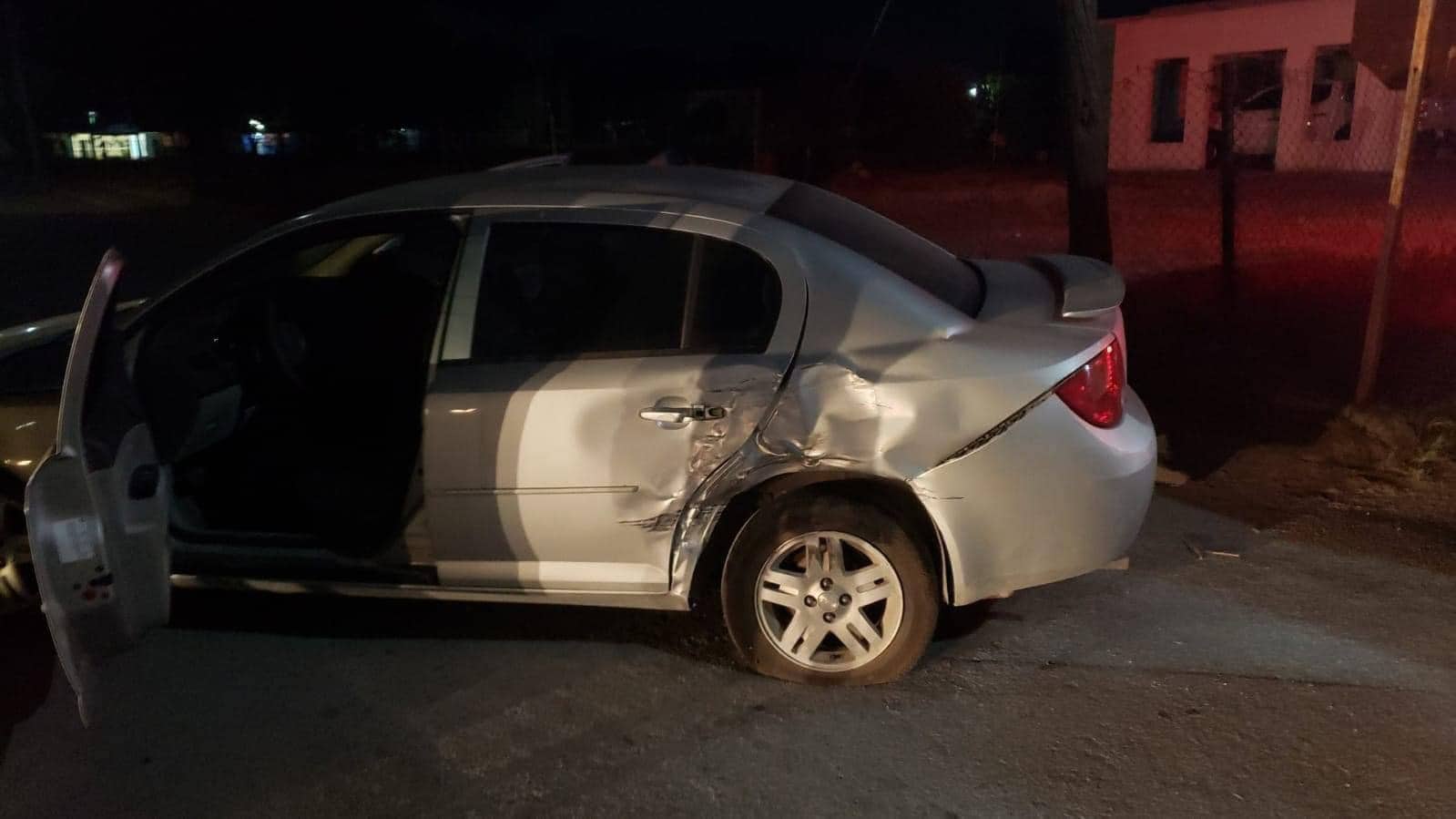 Choque en Morelos Deja a Una Persona Lesionada y Crisis Nerviosa en Acompañante