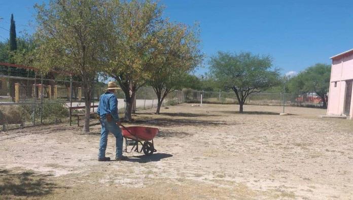 Refuerzan labores de limpieza en la capilla Sagrado Corazón de Jesús