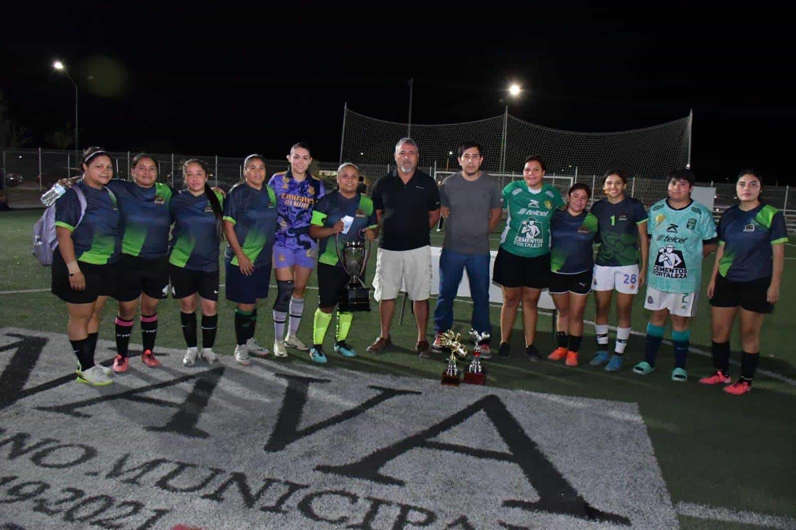 Gladiadoras y Club Encino se coronan campeones en la Liga de Fútbol 7 Femenil