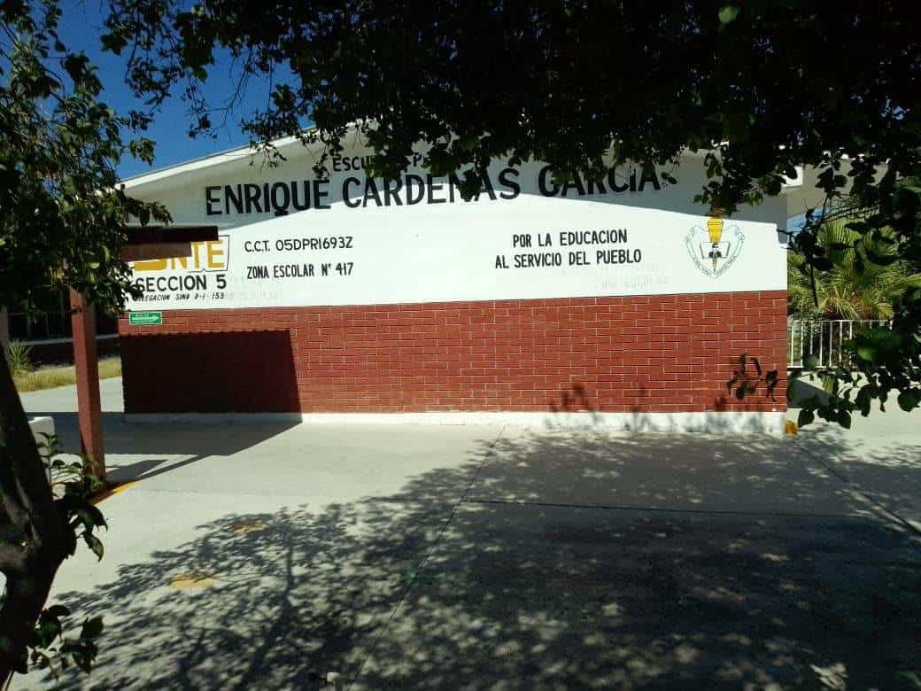 Realizan limpieza exhaustiva en Escuela Primaria Enrique Cárdenas García