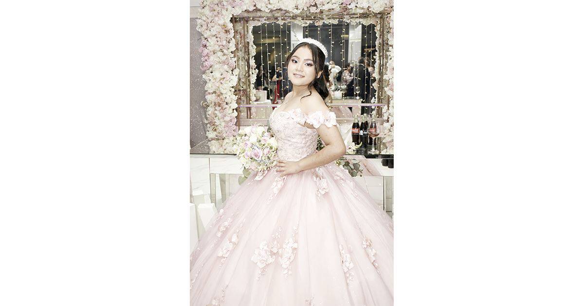 Ivanna Estefanía, bella quinceañera.