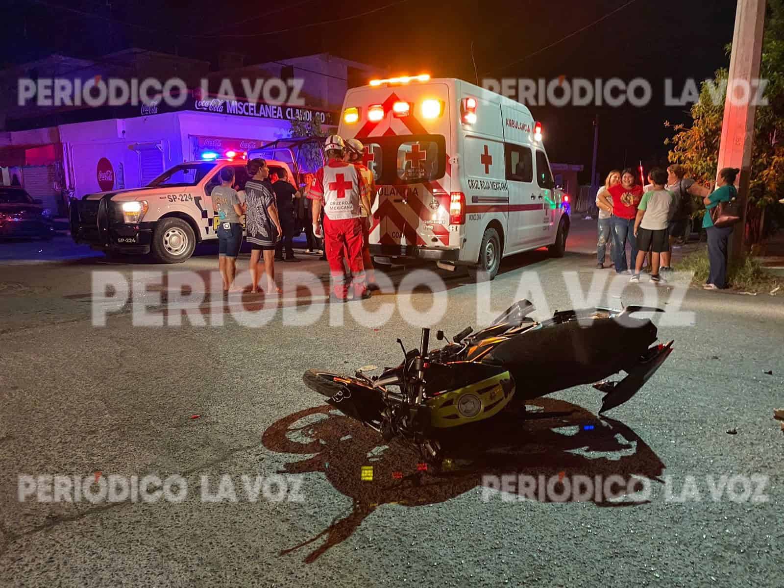 Lesionados tripulantes de moto por choque