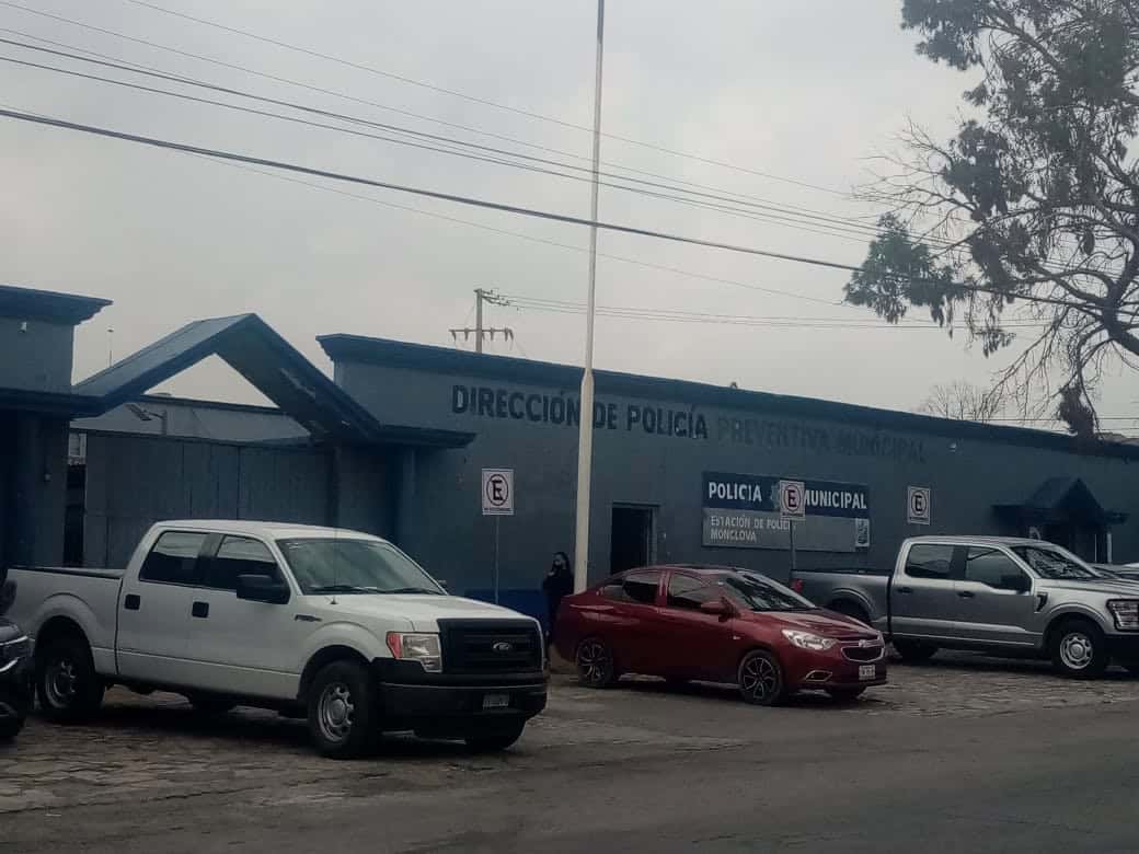 Dos o tres policías municipales que reprobaron el examen de control y confianza, se ampararon.