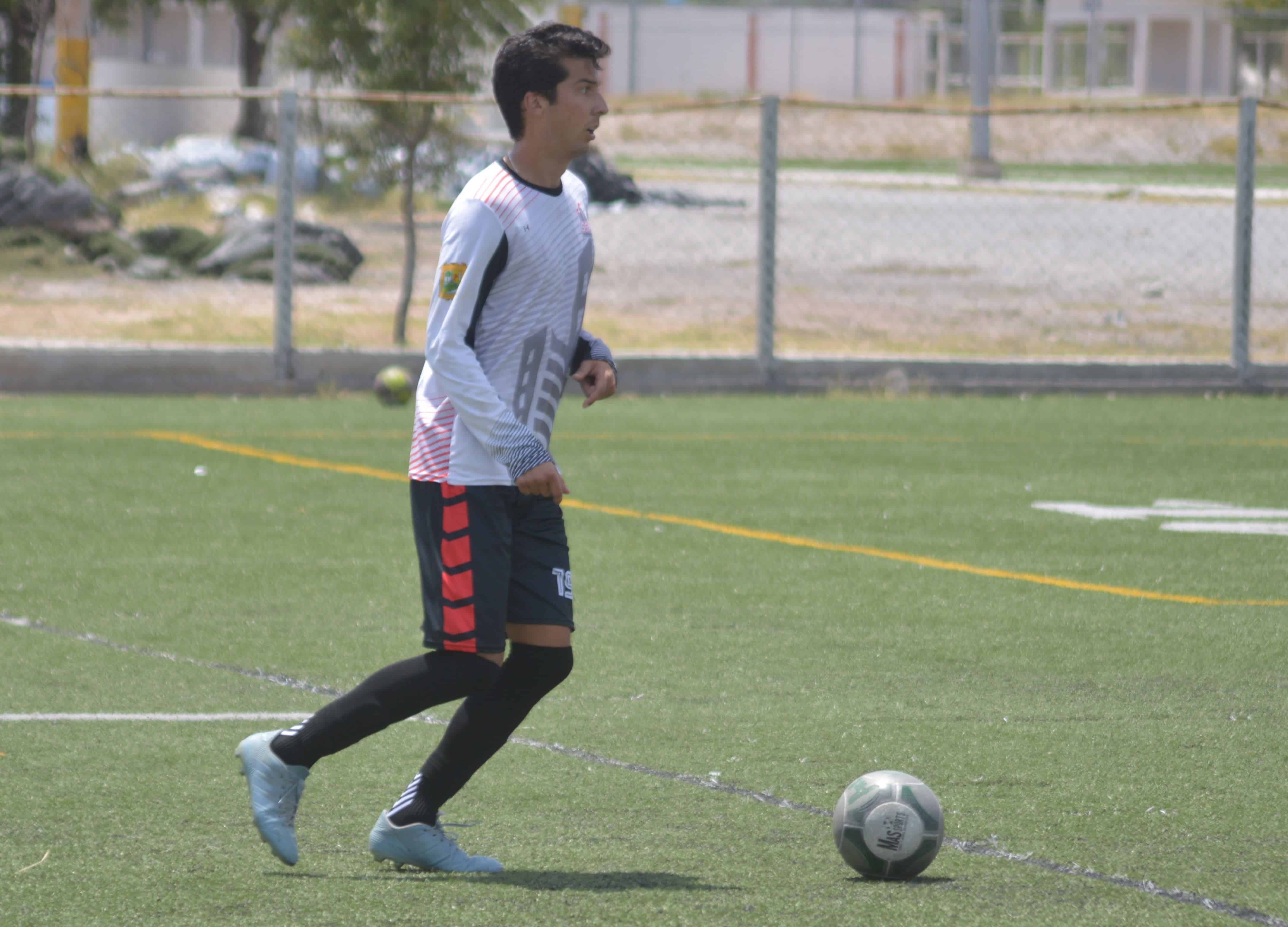 Las escuadras de SSN y Necaxa repartieron puntos con empate a 3 goles.