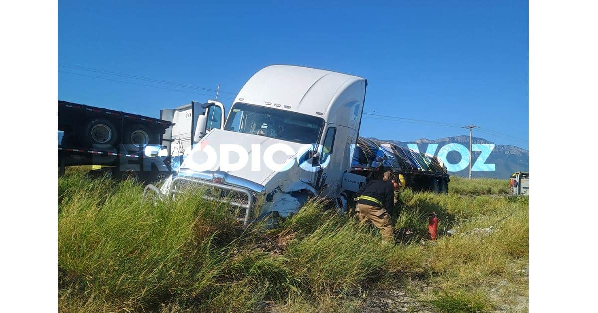 Heridos 3 oficiales del PAR en choque con armatoste