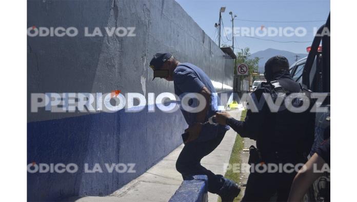 Lo arrestan a domicilio