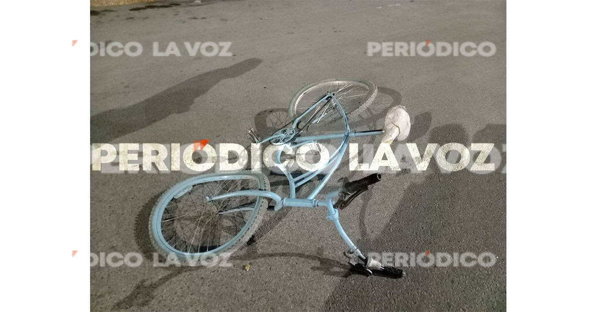 Se llevan de ´corbata´ a ciclista