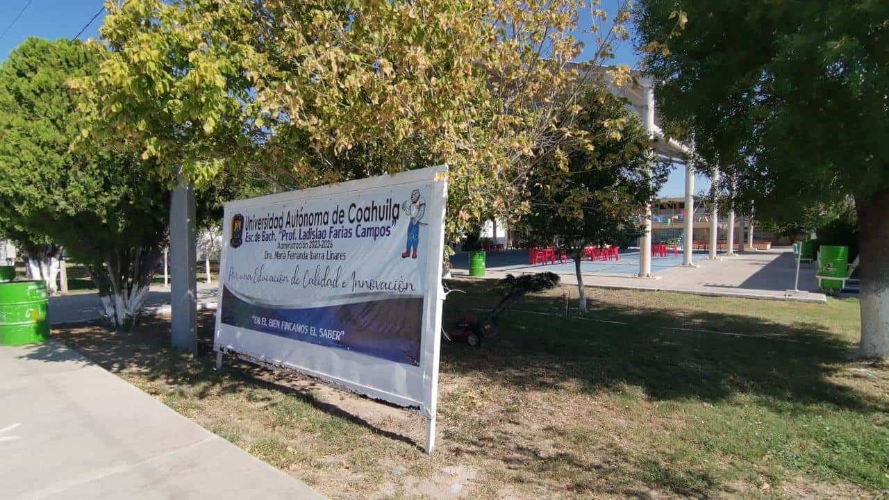 Implementa Ladislao Farias, bachilleratos para adultos.