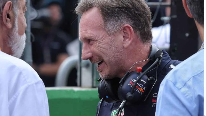 Está Horner a muerte con Checo 