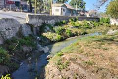 Colonia Los Espejos Enfrenta Crisis por Brote de Aguas Negras