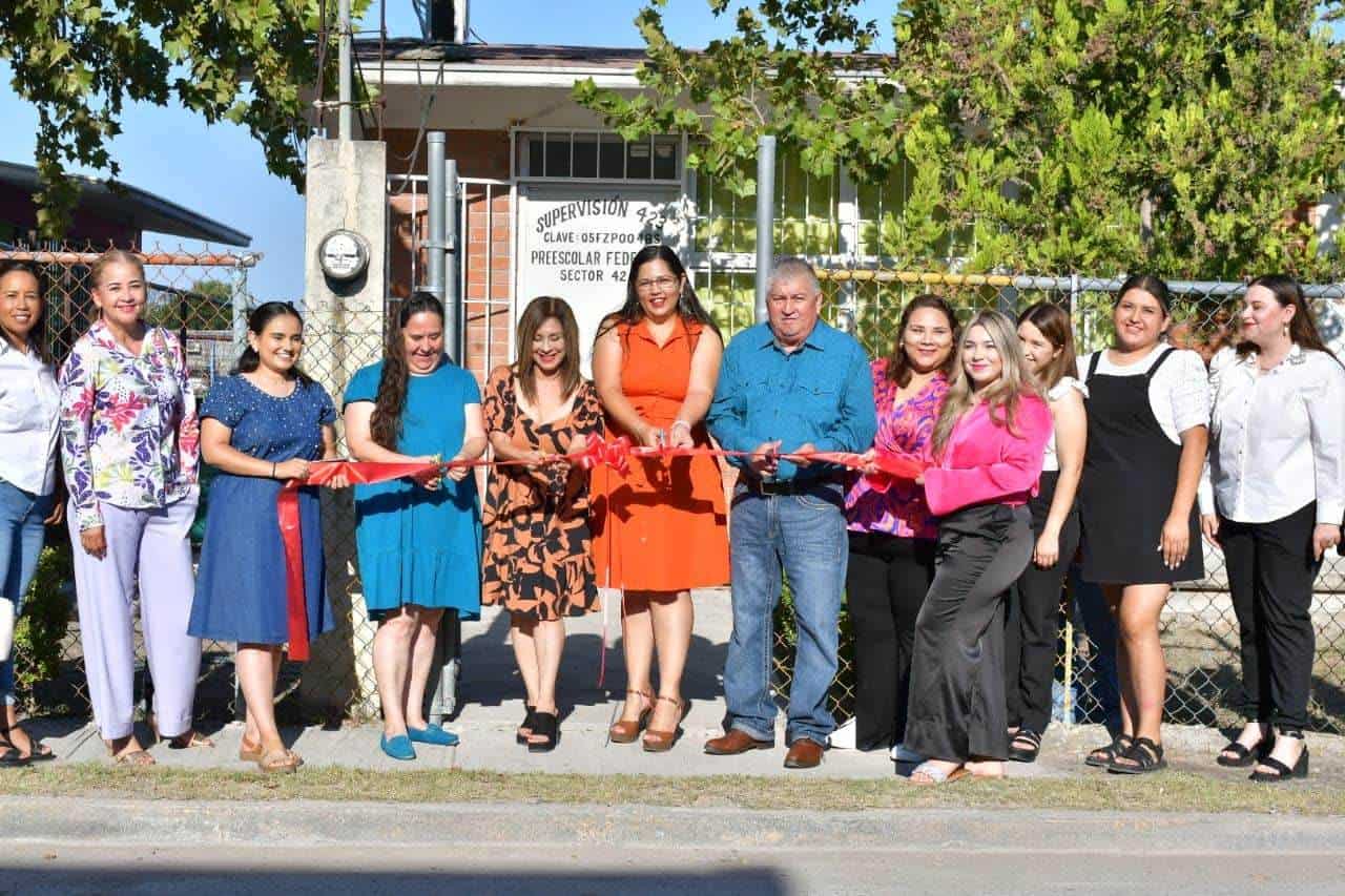 Inauguración de Remodelación en Supervisión Escolar de Nava