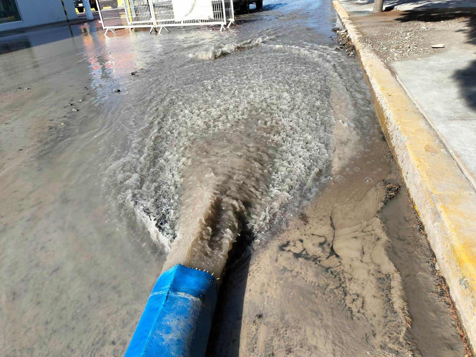 Fuga en la Anáhuac deja a 50 colonias SIN AGUA en Piedras Negras 