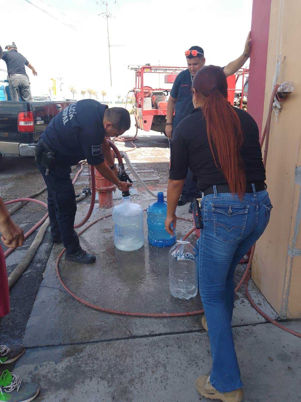 Habilitan Puntos de Abastecimiento de Agua en Piedras Negras