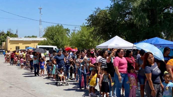 Éxito en la Campaña de Útiles Escolares: Cerca de 600 Niños Beneficiados Éxito en la Campaña de Útiles Escolares: Cerca de 600 Niños Beneficiados