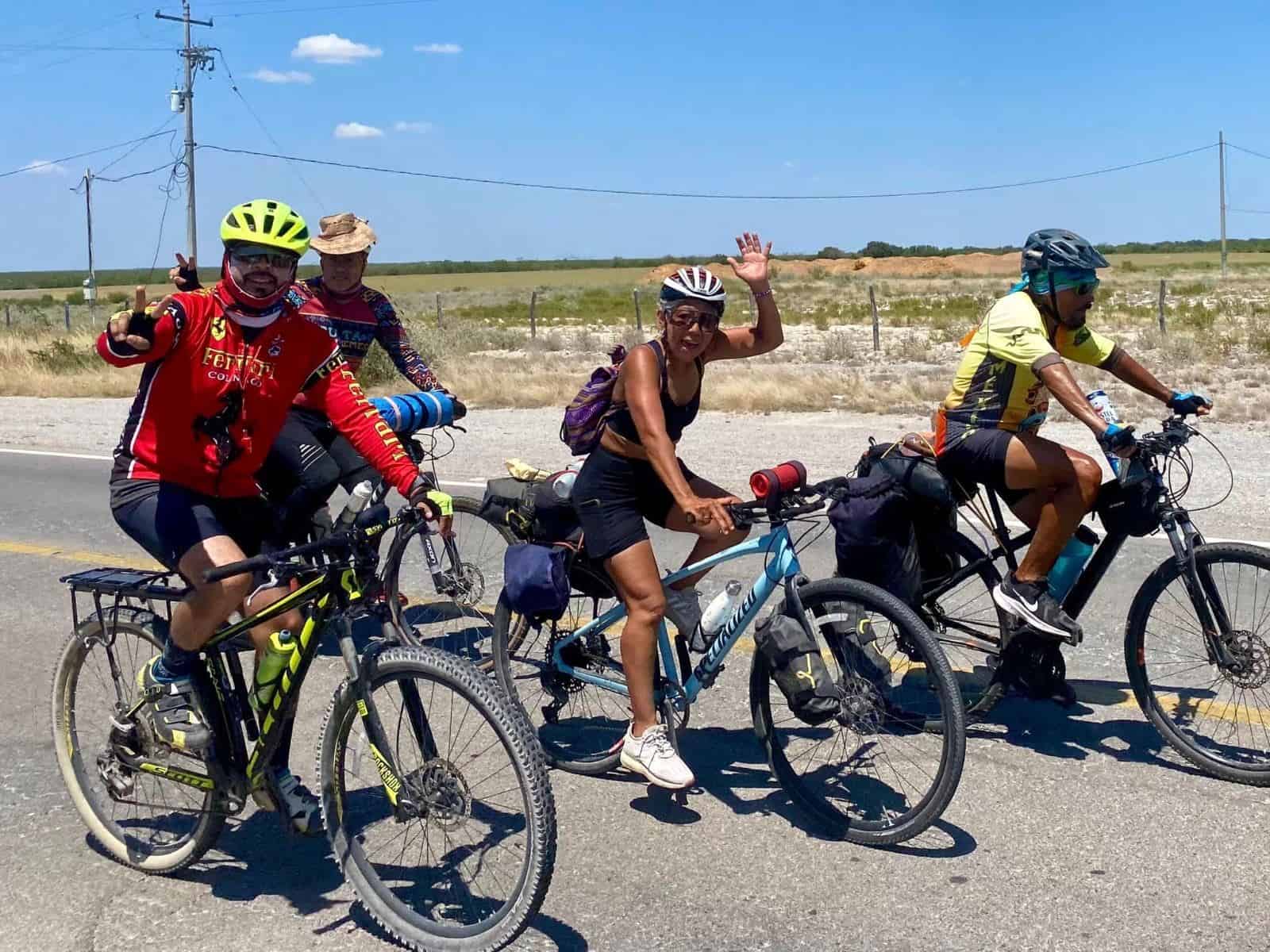 Villa Unión recibe a ciclistas de la "Ruta Chichimeca 2024"