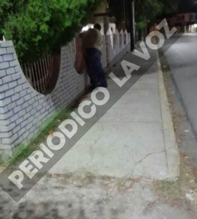 Vecinos Auxiliaron a Hombre en Estado Inconveniente en la Colonia del 6