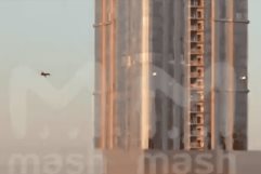 Dron ucraniano golpea edificio ruso