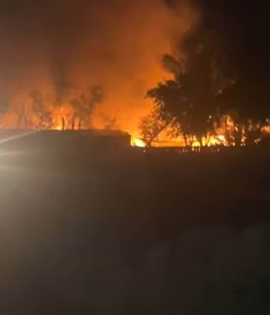 Voraz incendio arrasa con tres viviendas en la colonia El Cenizo de Piedras Negras