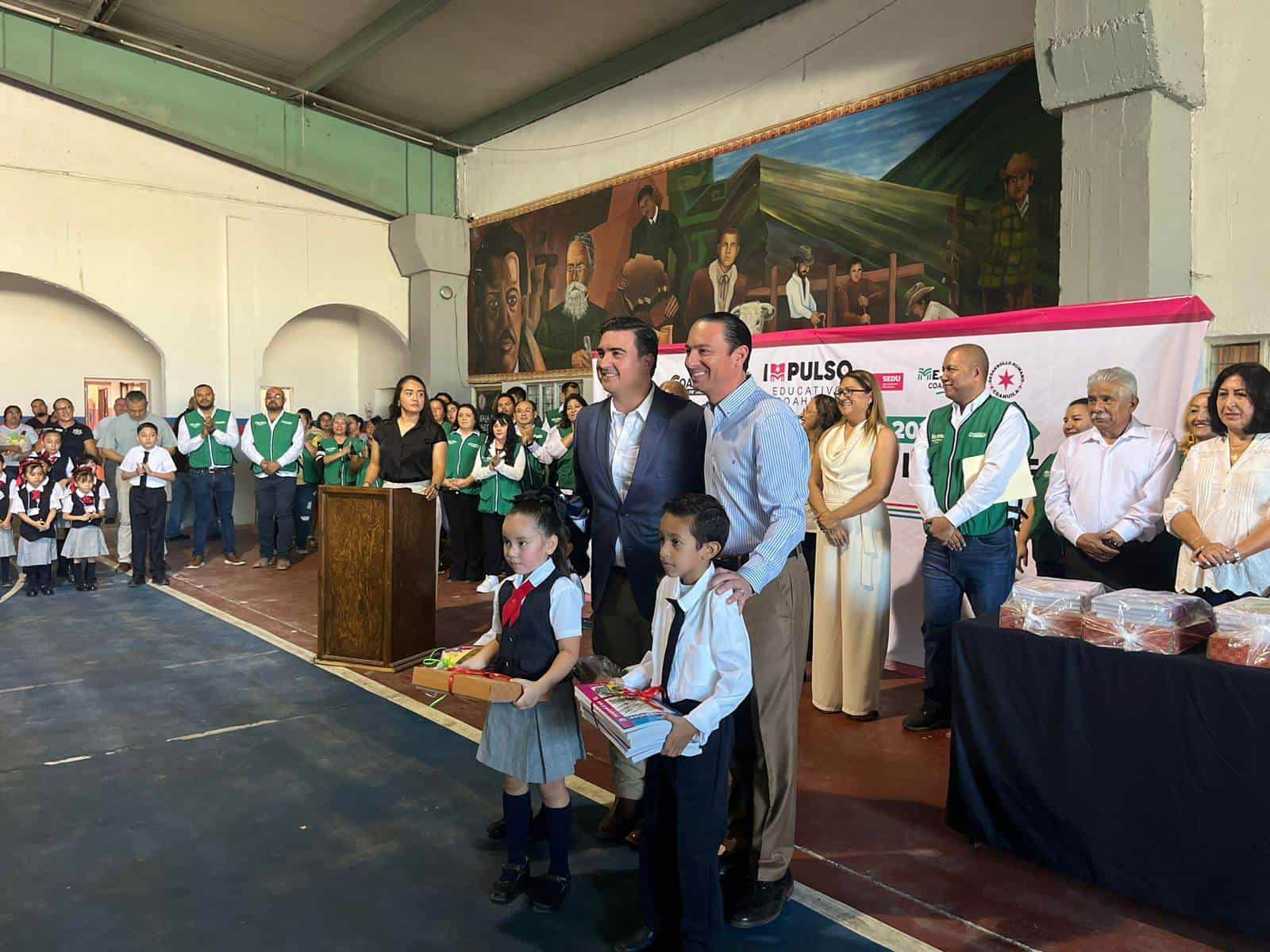 Inicia el Ciclo Escolar en Ciudad Acuña con Nueva Inversión en la Escuela Arturo Peña