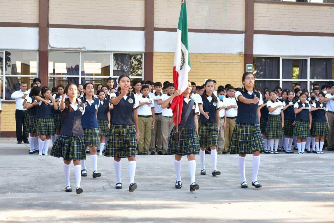 Arranca el Ciclo Escolar 2024-2025 en Nava con Entrega de Útiles y Libros Gratuitos