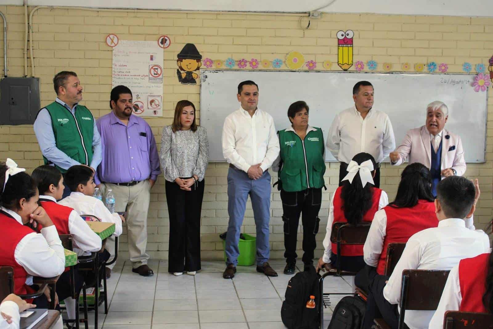 Participa Pepe Díaz Gutiérrez en el Inicio del Ciclo Escolar en Allende