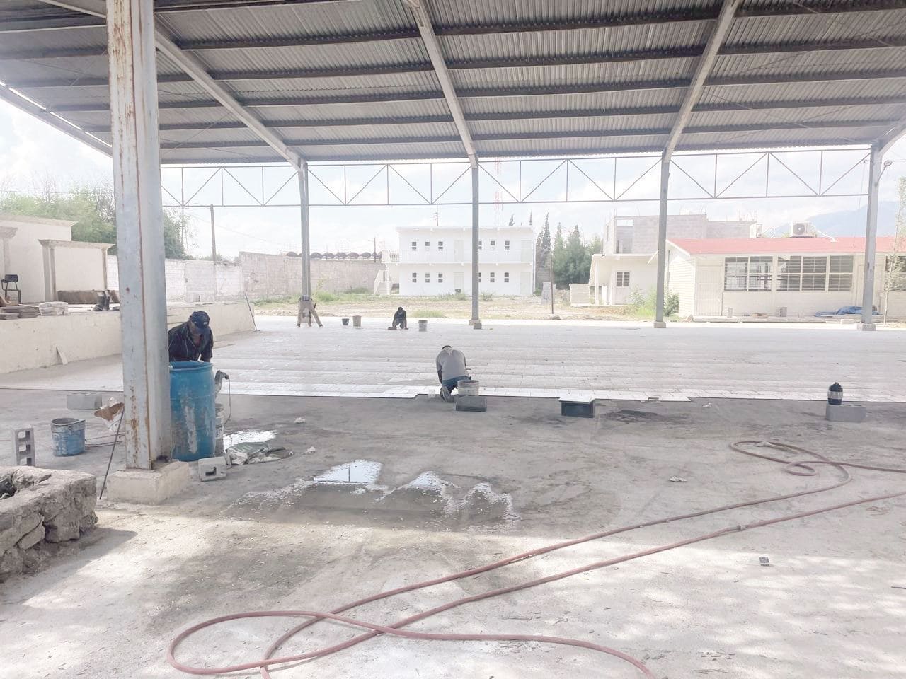 Problemas con la electricidad obligan a clases en línea en Escuela Normal de Monclova.