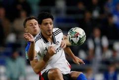 Raúl Jiménez marca su primer gol de la temporada