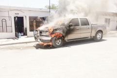 Extremo calor provoca incendios en vehículos