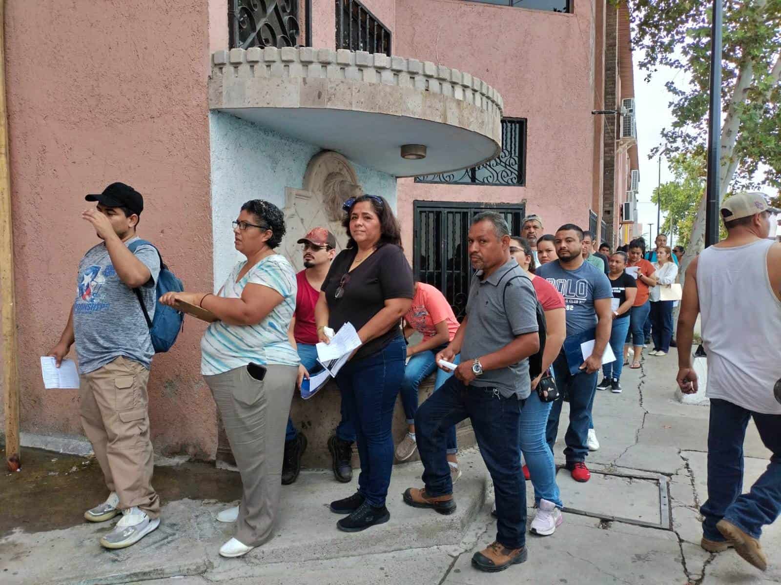 Se Lleva A Cabo Exitosa Feria de Empleo con Más de 600 Vacantes Ofrecidas