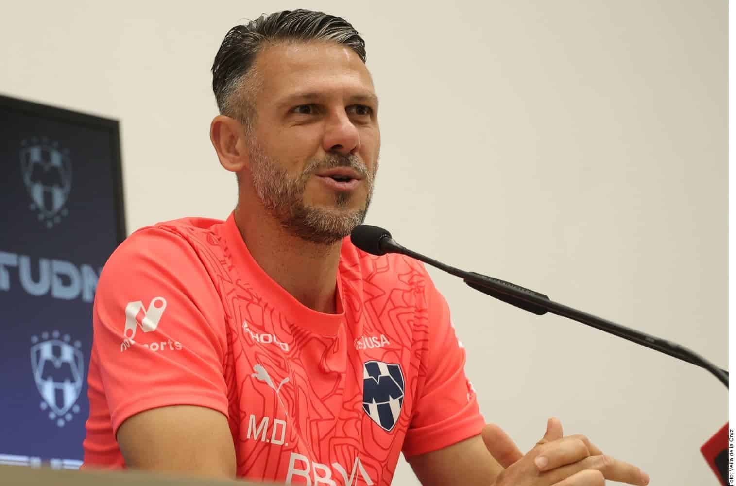Aterriza Demichelis a Ambriz: Dios dirá si va a Europa 