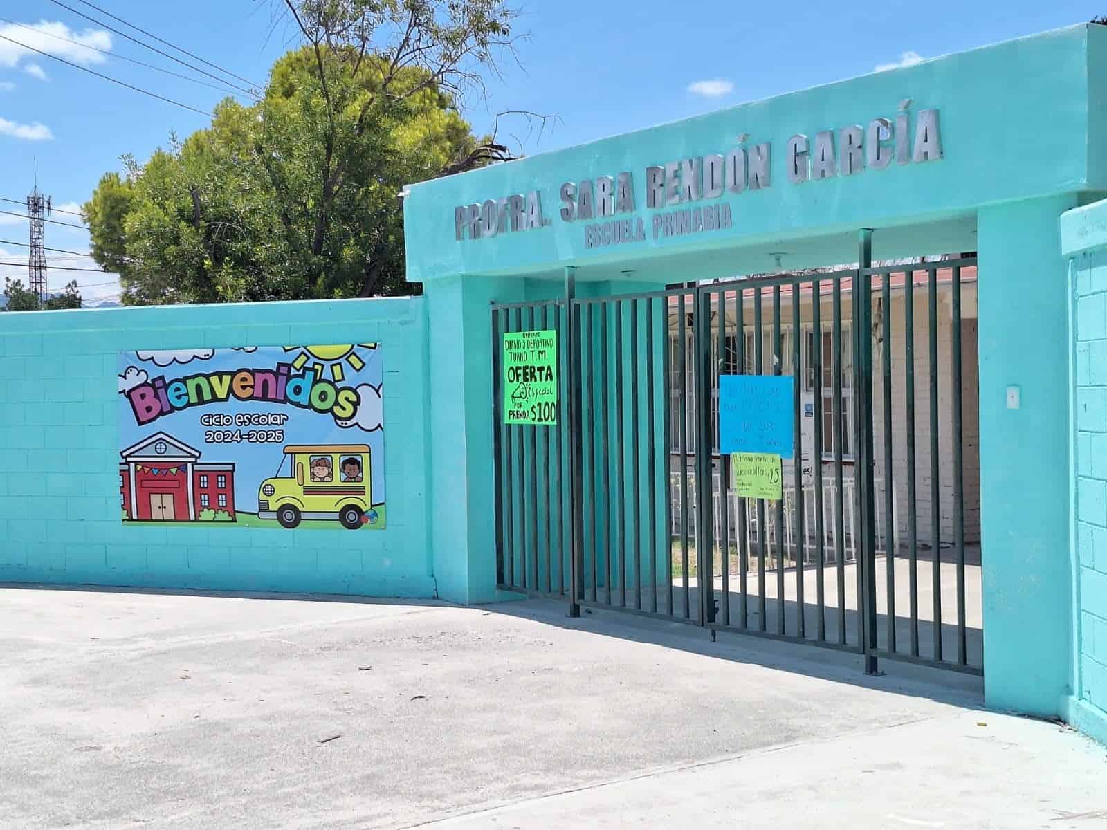 Se quejan por la falta de maestro en la Sara Rendón.