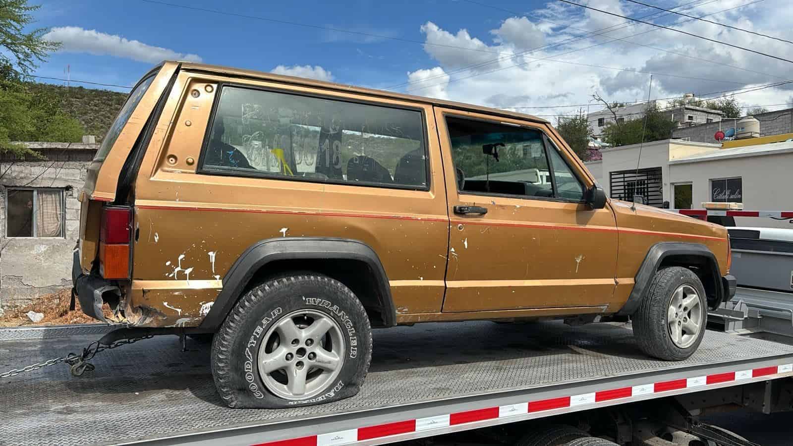 Le choca auto a primo al quedarse sin frenos